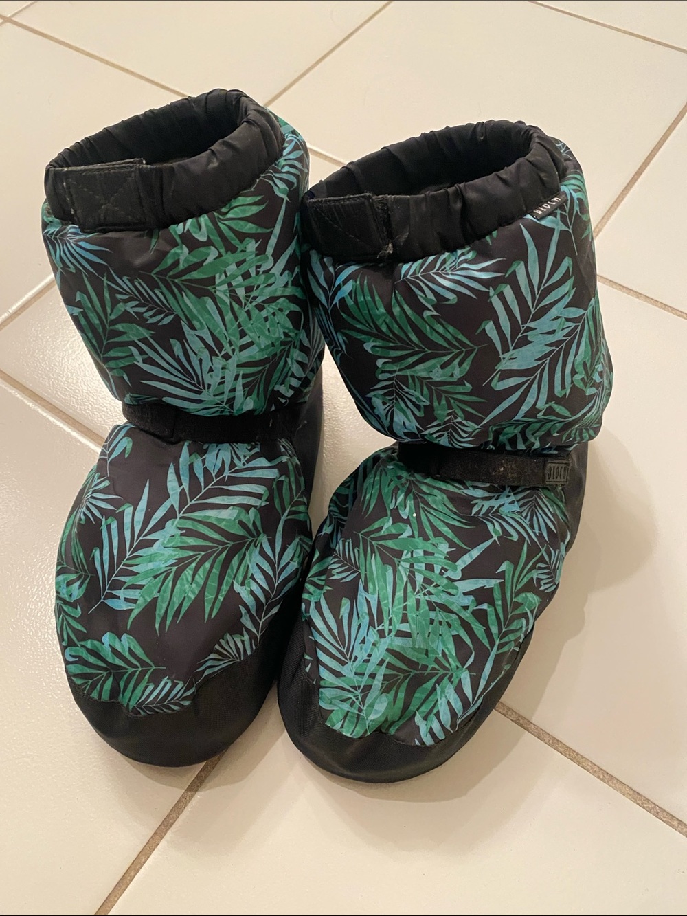 Bloch Kids Green Teal Leaf Print Puffer Booties